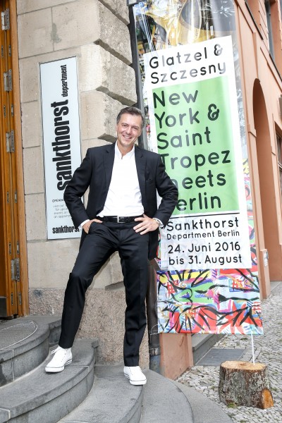 BERLIN, GERMANY - JUNE 22: Photographic artist Geoerg Glatzel attends the 'Glatzel & Szczesny - New York & Saint Tropez meets Berlin' Exhibition Preview at Sankthorst Department Art Gallery on June 22, 2016 in Berlin, Germany. (Photo by Isa Foltin/Getty Images for Ajoure)